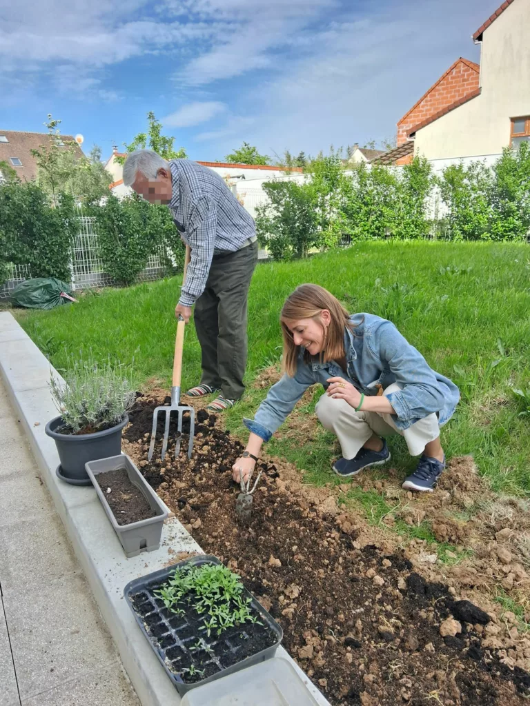 jardinage avec les habitants cosima